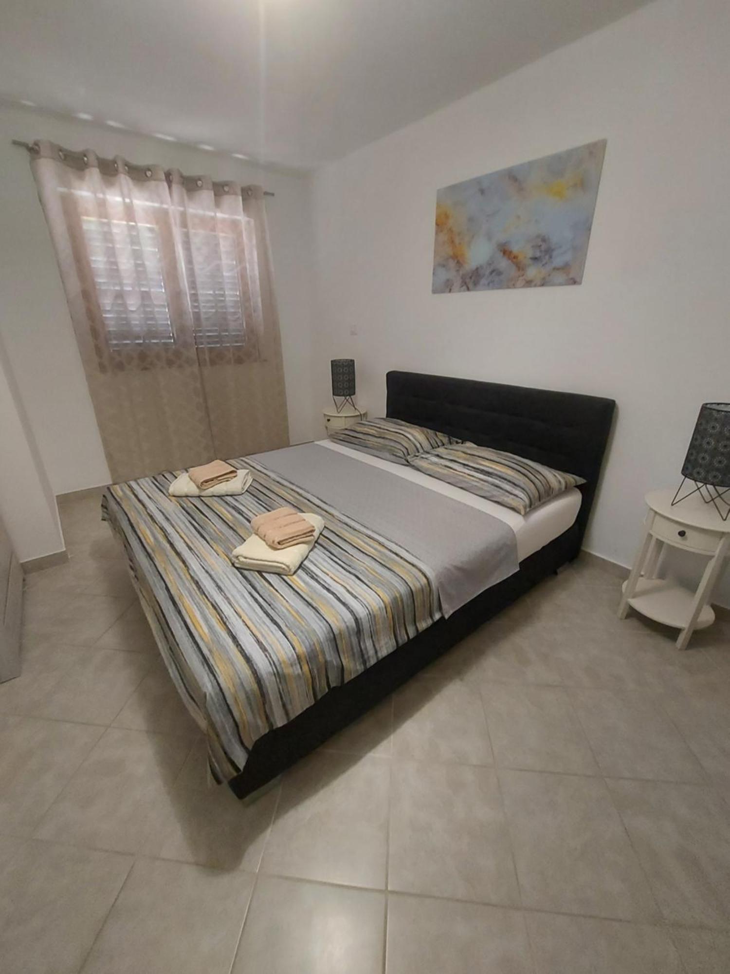 Apartment Spomax Pag Town Room photo