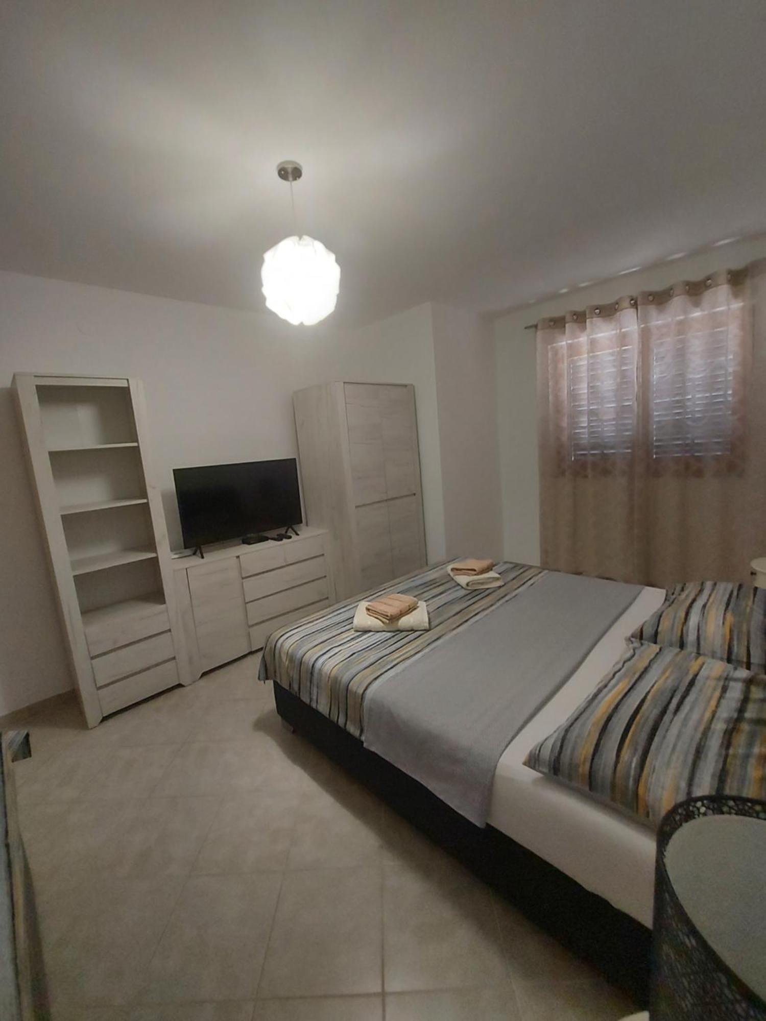 Apartment Spomax Pag Town Room photo